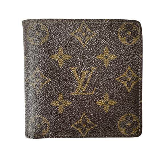 934. Louis Vuitton Monogram Bifold Wallet - Picture 2 of 9